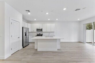 247 Preserve Trl N in Stuart, FL - Building Photo - Building Photo