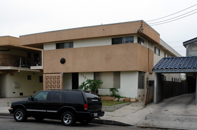 11918 York Ave in Hawthorne, CA - Building Photo - Building Photo