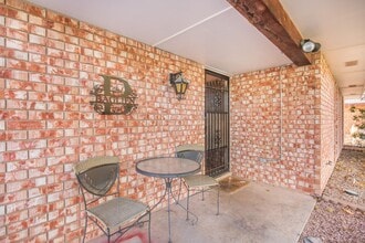 3 Bedroom 2 Bathroom Home - Dogs Allowed & Large Backyard! in Alamogordo, NM - Building Photo - Building Photo