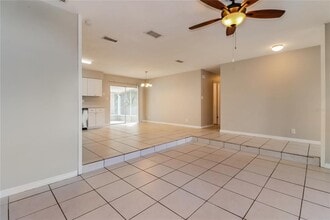 2258 Village Ct in Brandon, FL - Building Photo - Building Photo