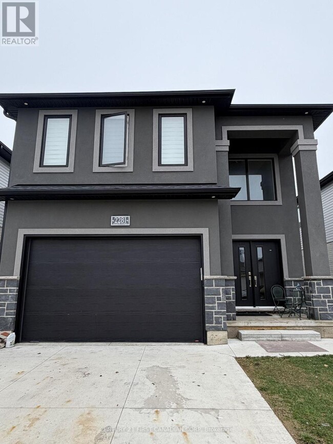 property at 2281 Southport Cresent