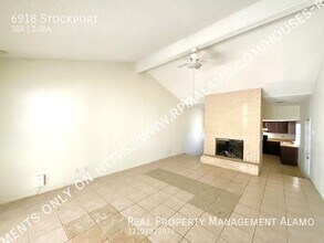 6918 Stockport in San Antonio, TX - Building Photo - Building Photo