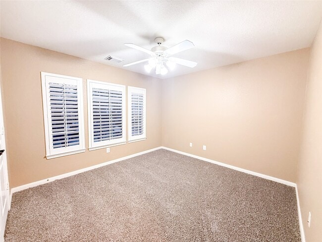 property at 79 W Shale Creek Cir