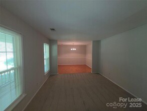 1301 Rock Point Rd in Charlotte, NC - Building Photo - Building Photo
