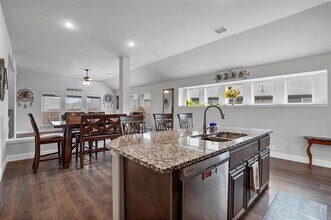4325 Old Timber Ln in Crowley, TX - Building Photo - Building Photo
