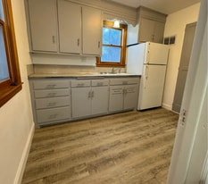 1006 N 1st Ave in Wausau, WI - Building Photo