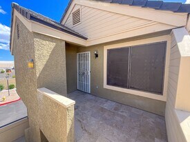 2035 S Elm St in Tempe, AZ - Building Photo
