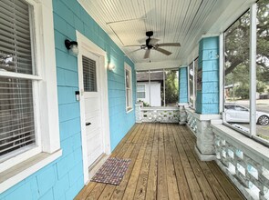 1763 Landon Ave in Jacksonville, FL - Foto de edificio - Building Photo