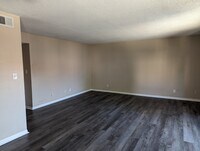 6228 Robinson St photo'