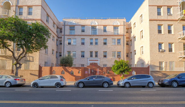 2121 W. 11th St. Apartments in Los Angeles, CA - Foto de edificio - Building Photo