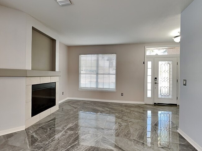 524 Quail View Ct, Unit 2500 Karen N-205 in Debary, FL - Foto de edificio - Building Photo