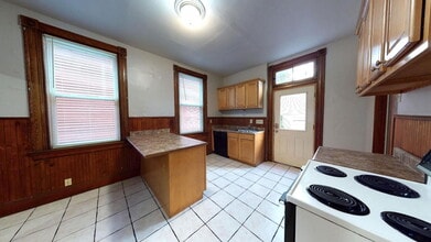 2319 Sauer Ave in Cincinnati, OH - Building Photo - Building Photo