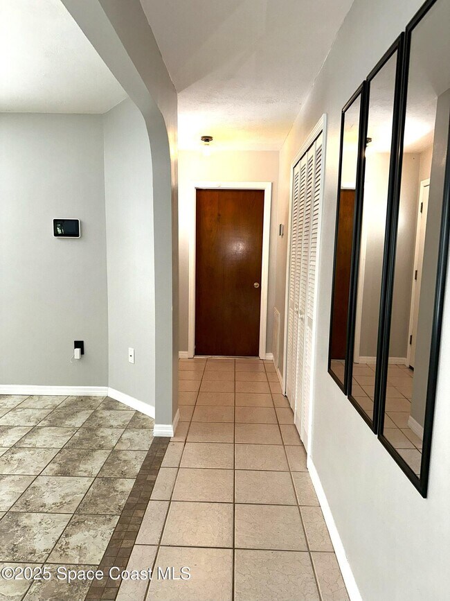 259 Emerson Dr NW in Palm Bay, FL - Building Photo - Building Photo