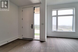 100-100 Coveside Dr in Mississauga, ON - Building Photo - Building Photo