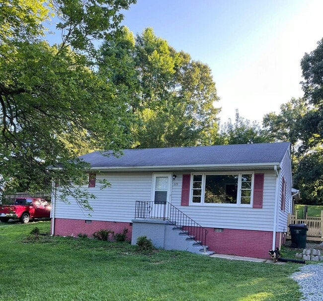 229 Watson Dr