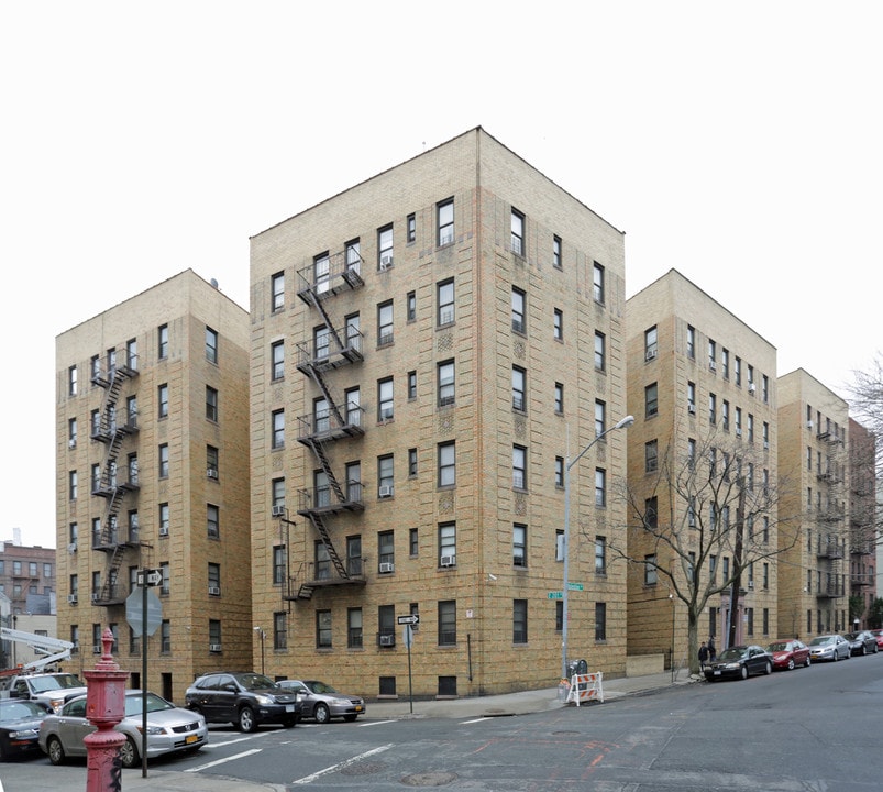 2980 Valentine in Bronx, NY - Building Photo