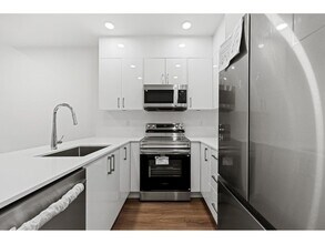 15739 Fraser Hwy in Surrey, BC - Building Photo - Building Photo