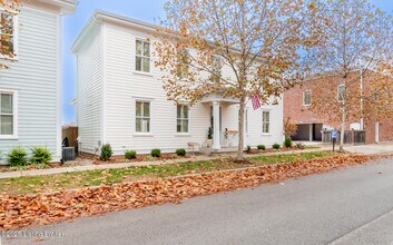 9413 Civic Way in Prospect, KY - Building Photo - Building Photo