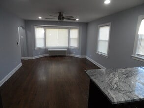 3759 N Plainfield Ave in Chicago, IL - Building Photo - Building Photo