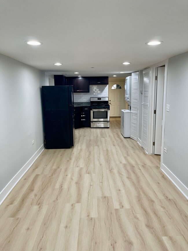 2239 W 19th St in Chicago, IL - Building Photo - Building Photo