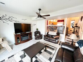 Spacious 4 Bed, 2 1/2 Bath House in Berthoud! in Berthoud, CO - Building Photo - Building Photo