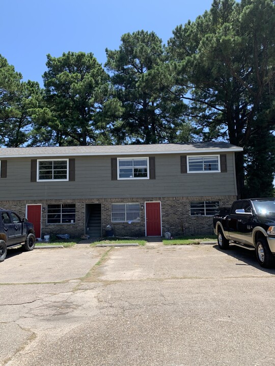 120 FM356 in Onalaska, TX - Building Photo