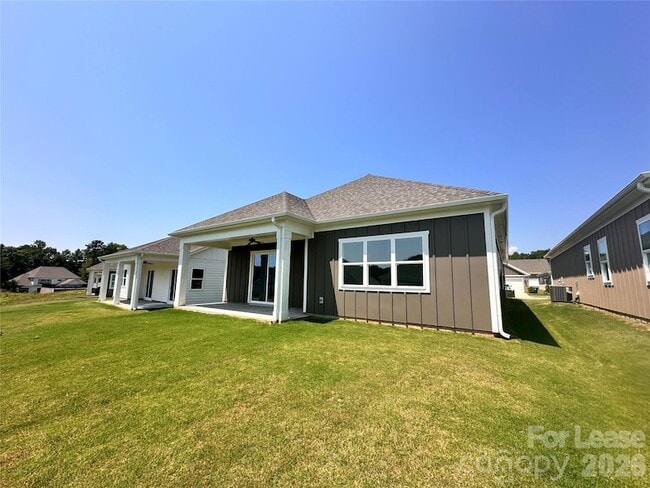 4622 Kobus Ct. in Lake Norman of Catawba, NC - Foto de edificio - Building Photo