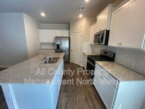 3091 Greyton Dr in Buford, GA - Foto de edificio - Building Photo