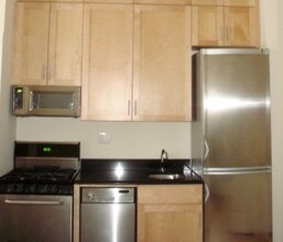 432 E 13th St in New York, NY - Building Photo - Building Photo