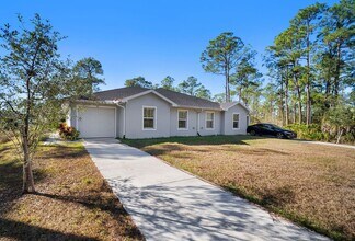 341-343 Reeves St in Lehigh Acres, FL - Building Photo - Building Photo