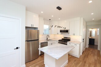 14-16-16 Harriet St in Boston, MA - Foto de edificio - Building Photo