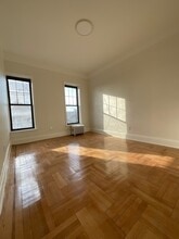 439 9th St in Brooklyn, NY - Building Photo - Interior Photo