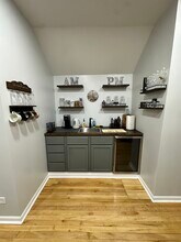 3227 N Keating Ave, Unit Cozy Apartment in Chicago, IL - Building Photo - Building Photo