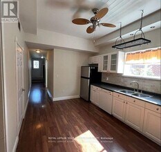 997 LESLIE Dr in Innisfil, ON - Building Photo - Building Photo
