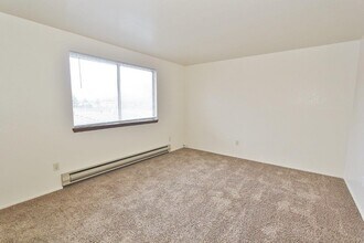 1576 W Sandalwood Dr in Meridian, ID - Building Photo - Building Photo