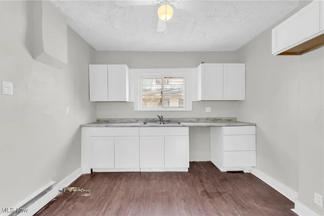 property at 908 Stadelman Ave