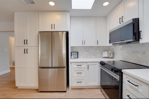 856 La Tierra Dr in San Marcos, CA - Building Photo
