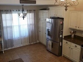 1393 Judge Tyler Dr in Clarksville, TN - Building Photo - Building Photo