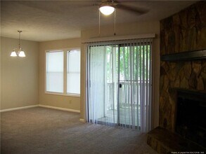 1022 Brookhollow Dr in Fayetteville, NC - Building Photo - Building Photo