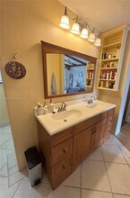 9727 N New River Canal Rd in Plantation, FL - Building Photo - Building Photo