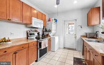 308 E Miner St in West Chester, PA - Building Photo - Building Photo