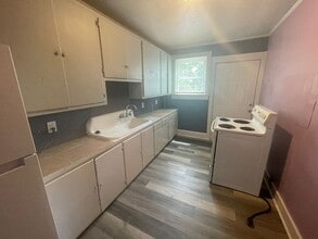 229 Academy Ave NW in Concord, NC - Building Photo - Building Photo