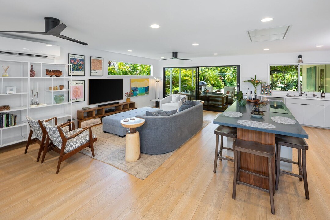 1120 Makaiwa St in Honolulu, HI - Building Photo