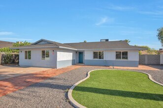 1718 E Pebble Beach Dr in Tempe, AZ - Building Photo - Building Photo