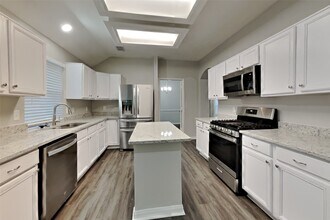 16926 Pheasant Ridge Dr in Sugar Land, TX - Building Photo - Building Photo