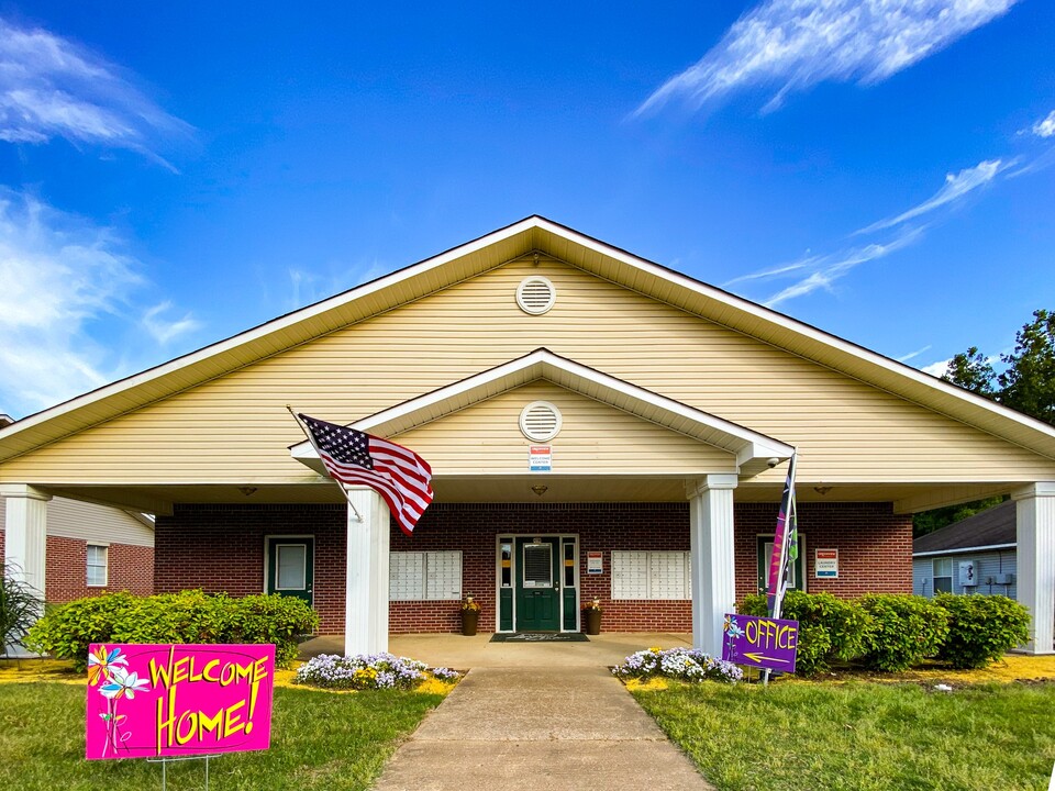 Greenview Estates Apartments in Memphis, TN - Foto de edificio