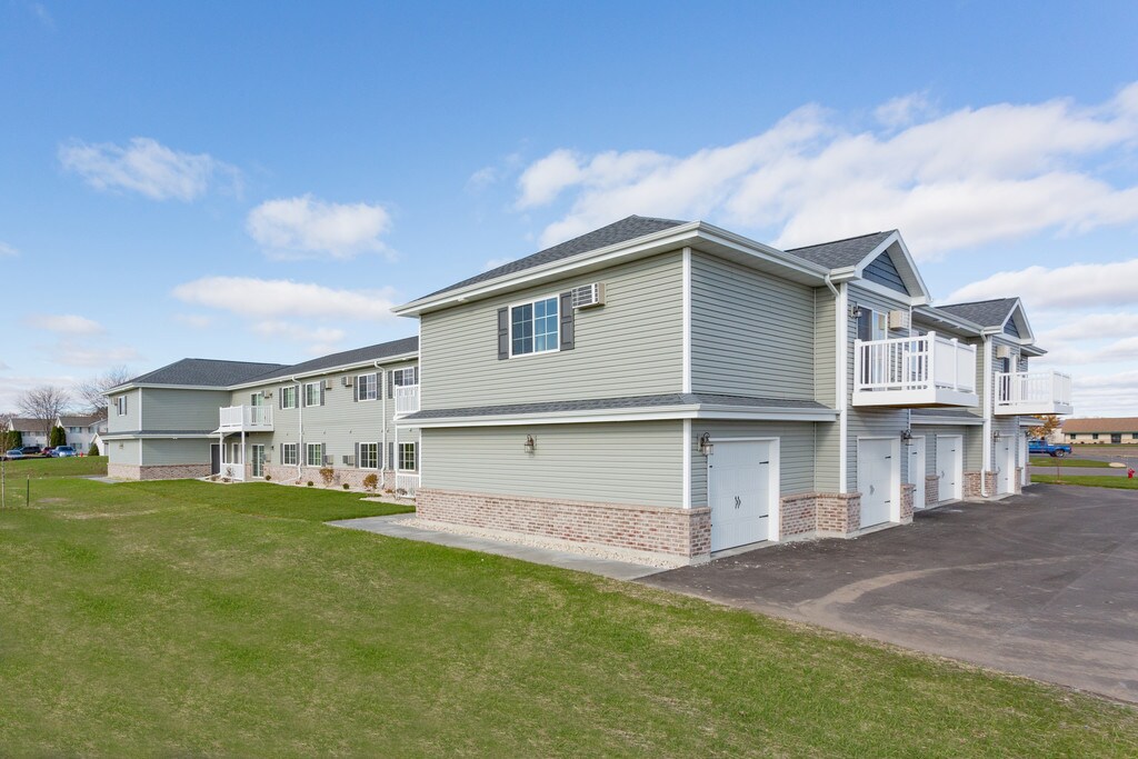 Timber Falls Apartments in Beaver Dam, WI