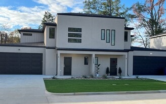 10589 Brothers Ln, Unit B in Flint, TX - Building Photo