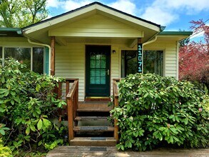 11071 SE 242nd Ave in Damascus, OR - Building Photo - Building Photo