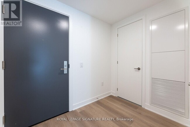 property at 86 Dundas St W